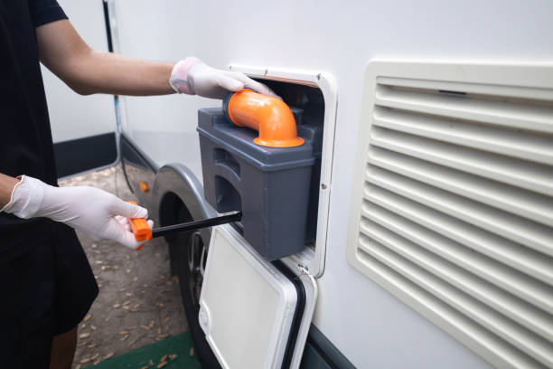 Portable Toilet Options We Offer in Roeland Park, KS
